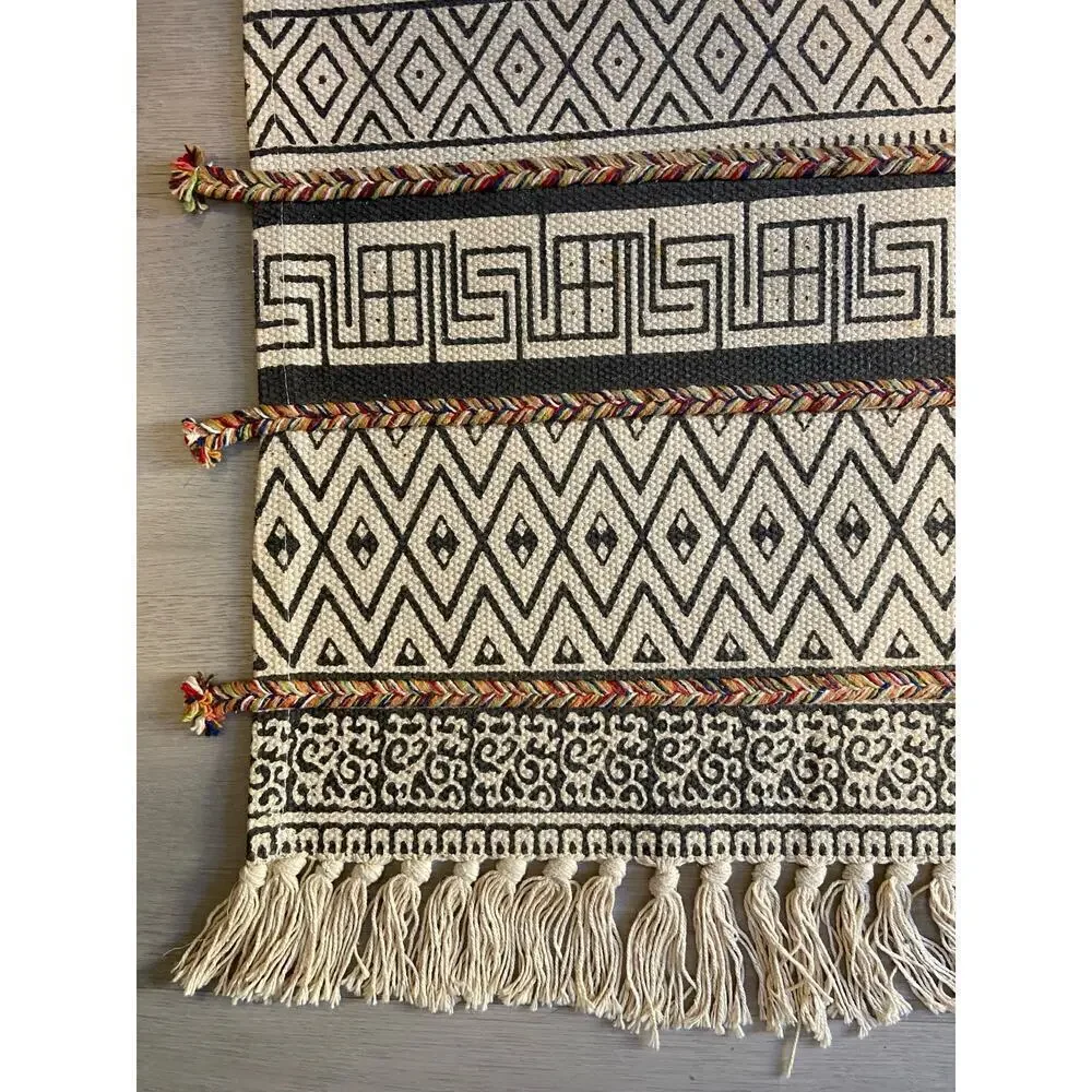 AM HOME TEXTILES Handcrafted Artisan Throw Rug Multi-Color Sz 27x42 Aztec Style